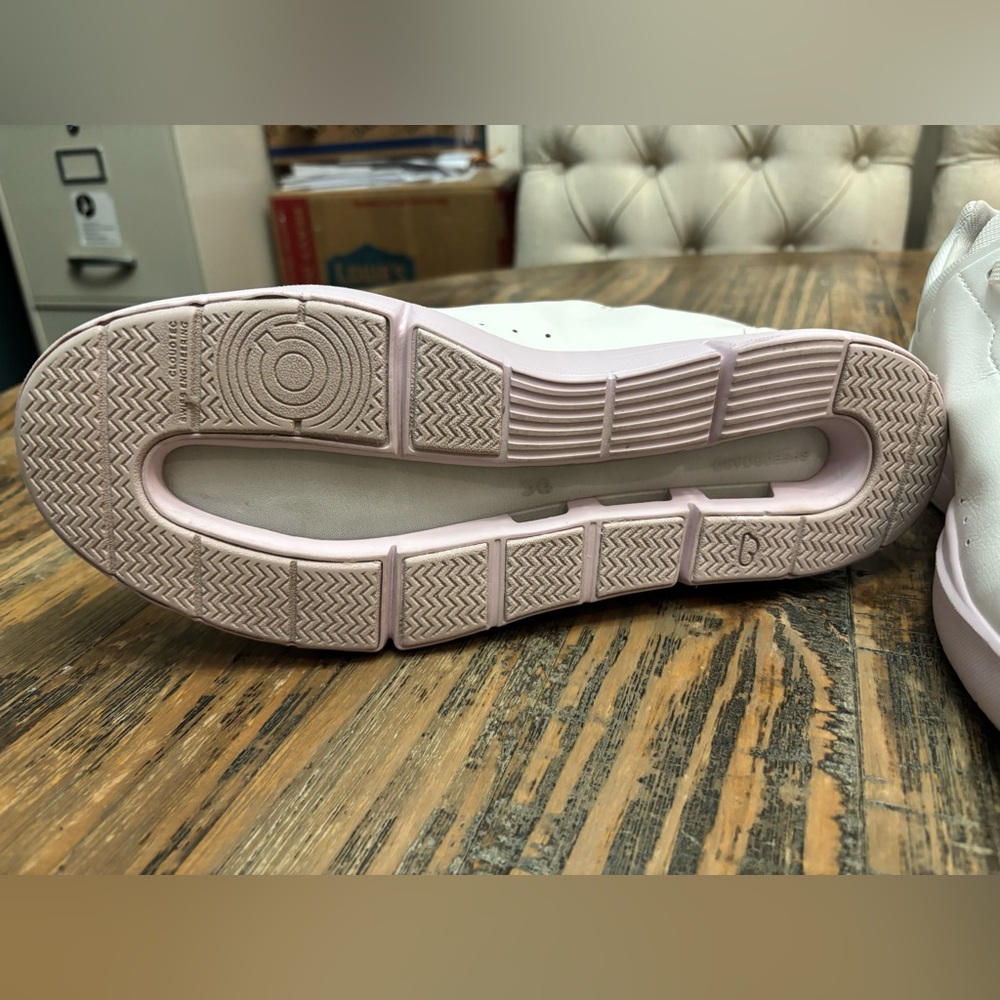 OnCloud The Roger Advantage Sneaker - Picture 11 of 11